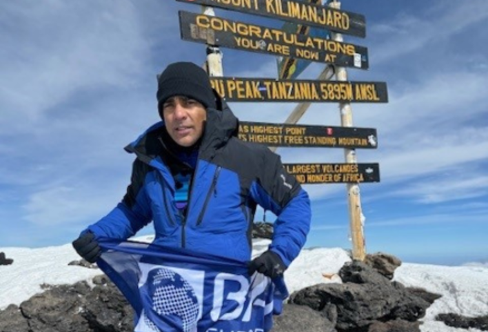 Imagem Subida a Kilimanjaro - Omar Guerra